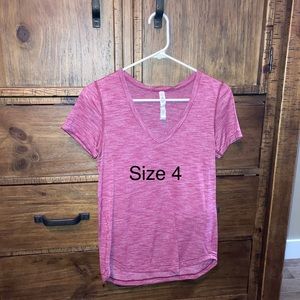 Lulu t-shirt, size 4, excellent used condition